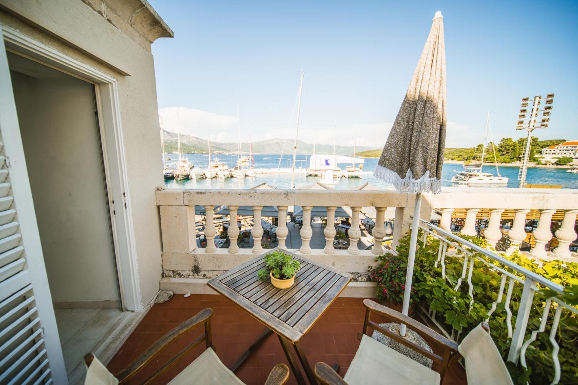 Apartments And Rooms Denoble Korčula Exterior foto